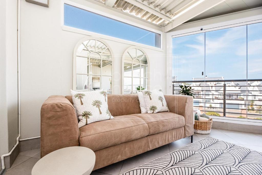 Luxury 3 Bedroom, 3 Bathroom Floor Beachfront, Big Bay, 67 Bona View Appartement Kaapstad