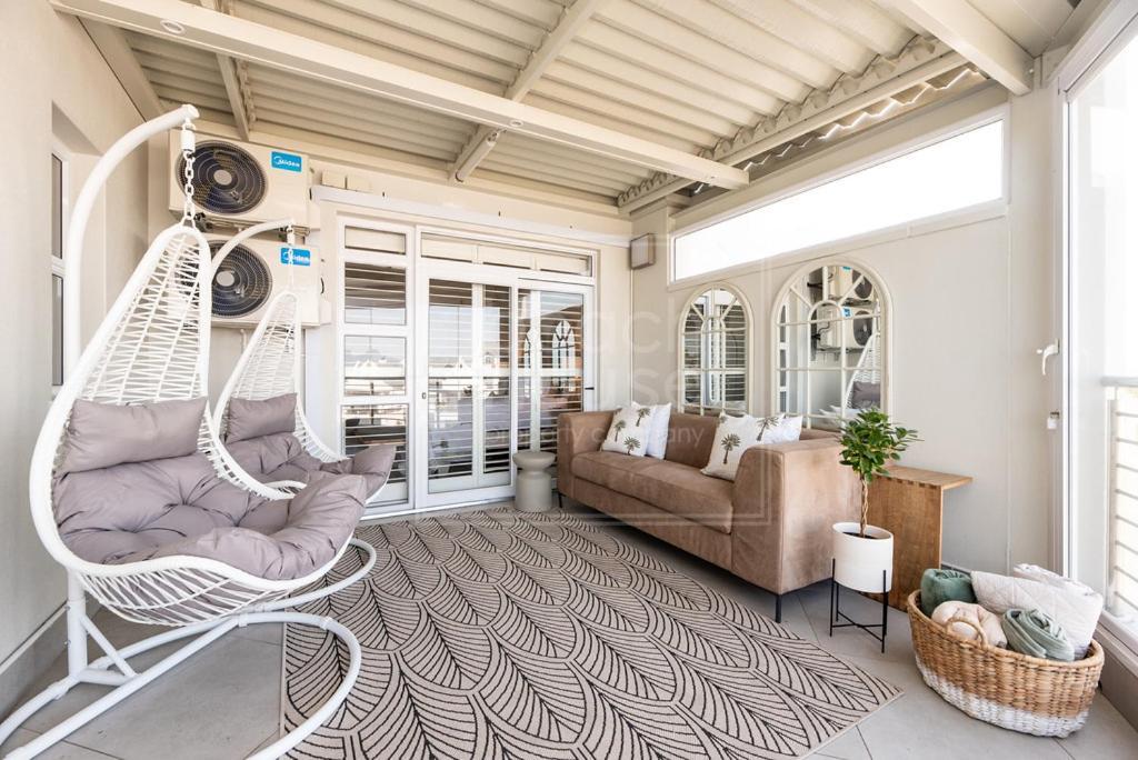 Appartement Luxury 3 Bedroom, 3 Bathroom Floor Beachfront, Big Bay, 67 Bona View