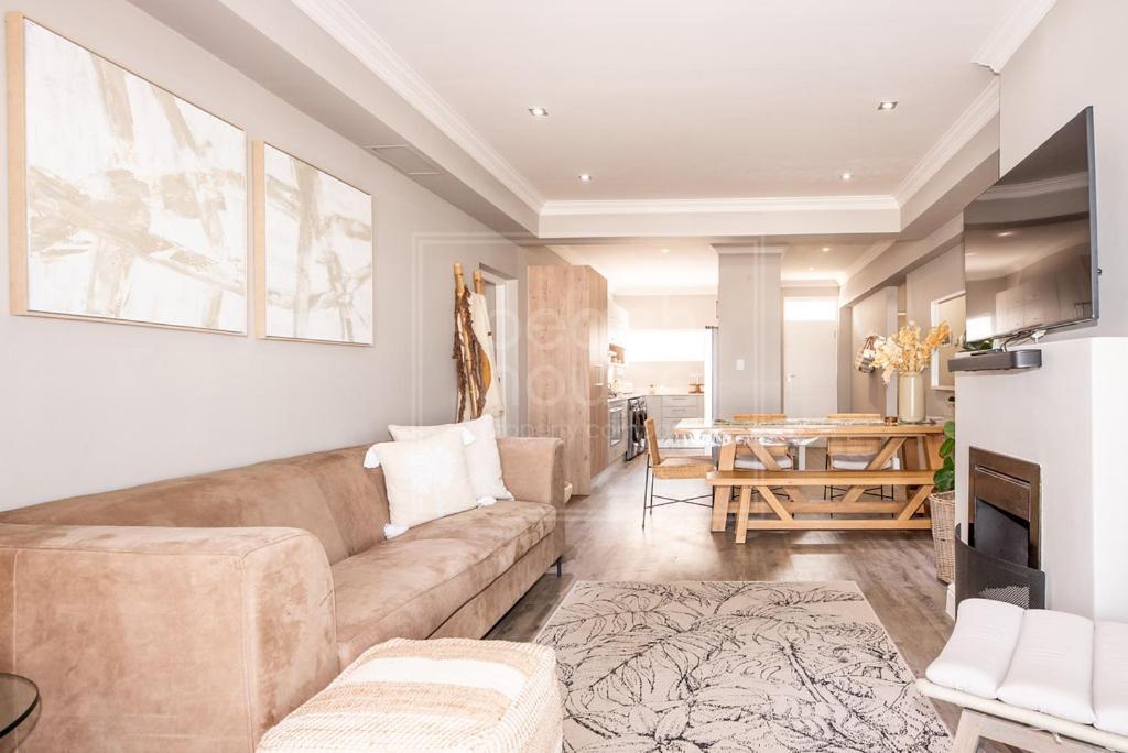 Luxury 3 Bedroom, 3 Bathroom Floor Beachfront, Big Bay, 67 Bona View Appartement Kaapstad