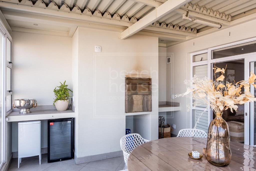 Luxury 3 Bedroom, 3 Bathroom Floor Beachfront, Big Bay, 67 Bona View *